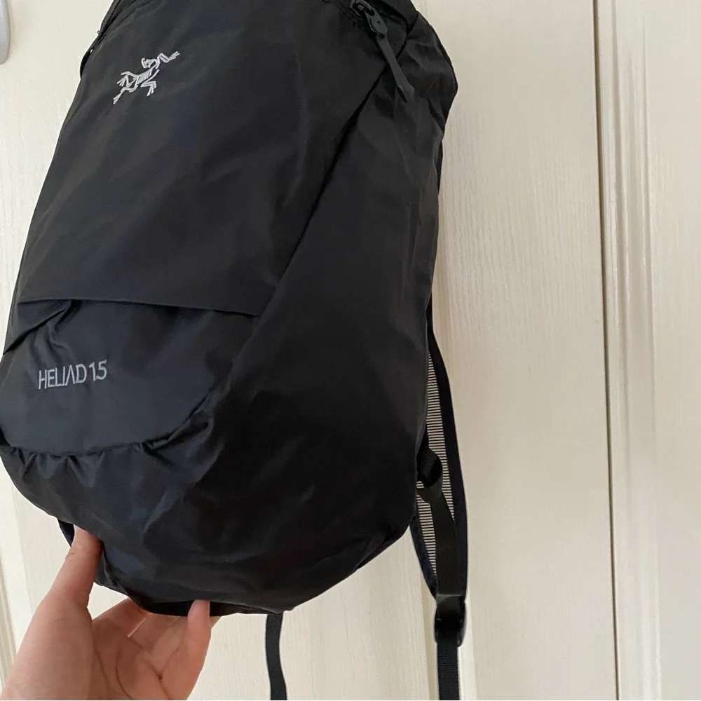 NWOT Arc'teryx Heliad 15 Lightweight Compact Outdoor Black Nylon Backpack
